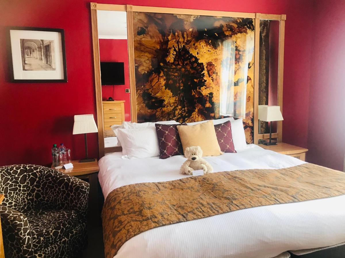 Clarence Court Hotel Cheltenham Extérieur photo