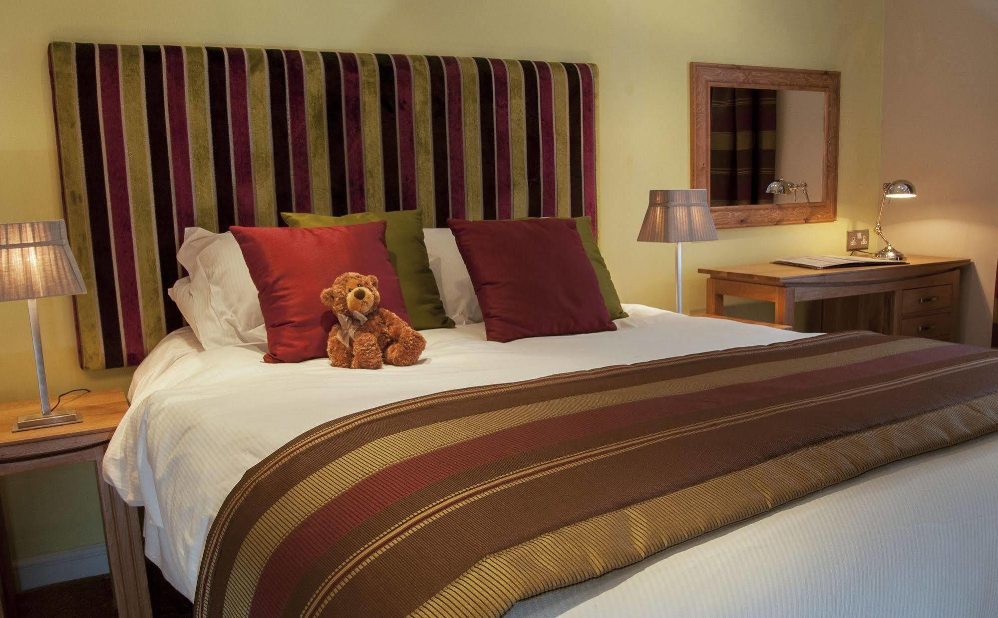 Clarence Court Hotel Cheltenham Extérieur photo