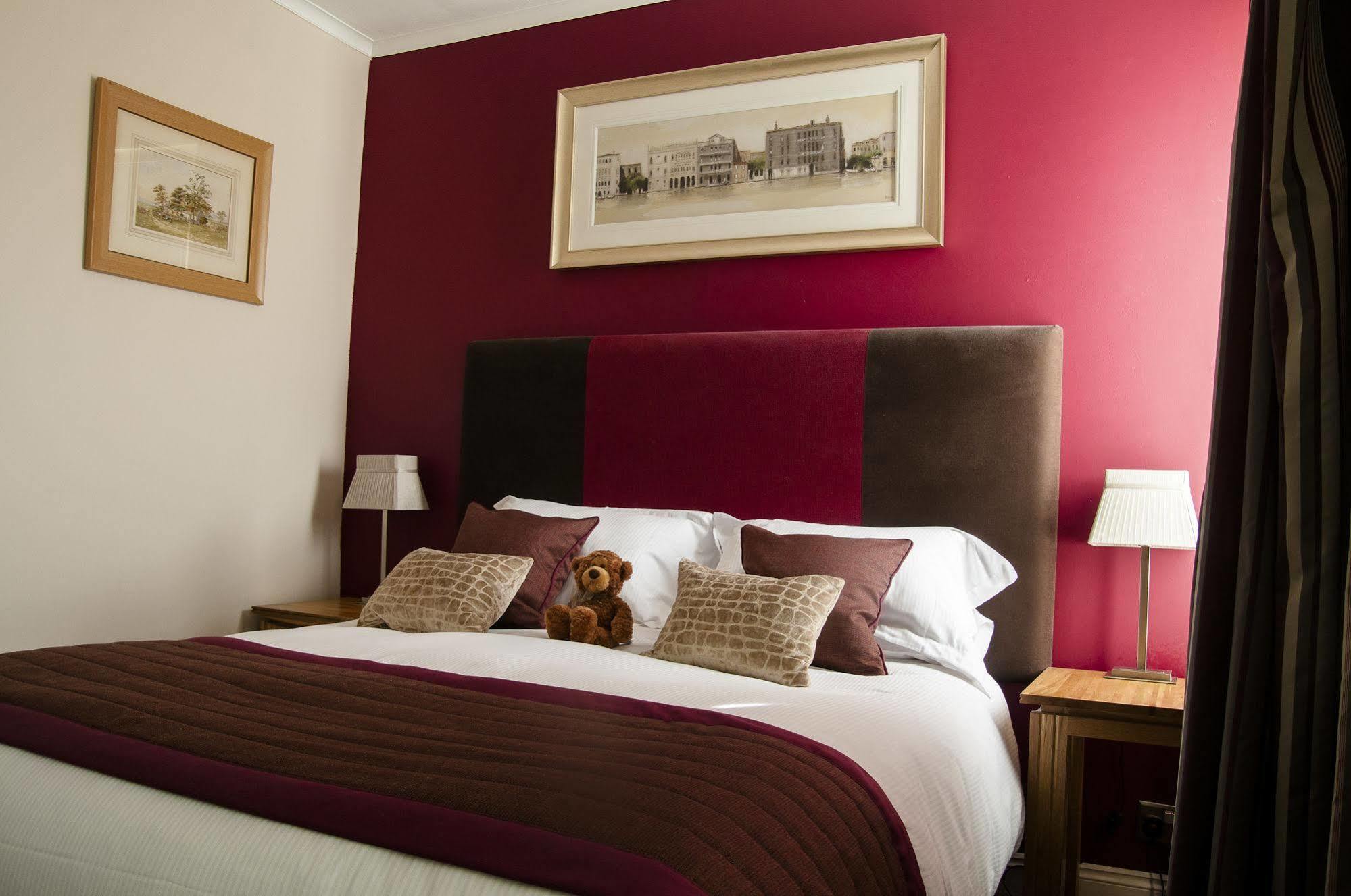 Clarence Court Hotel Cheltenham Extérieur photo